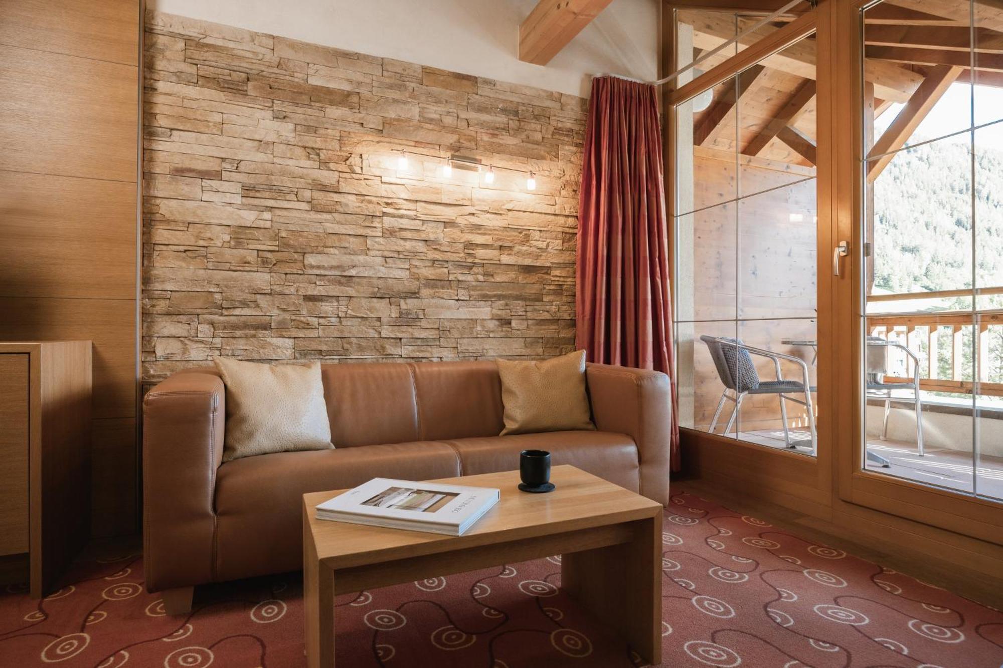 Miaflor Familien- & Aktivresort Hotel Ried im Oberinntal