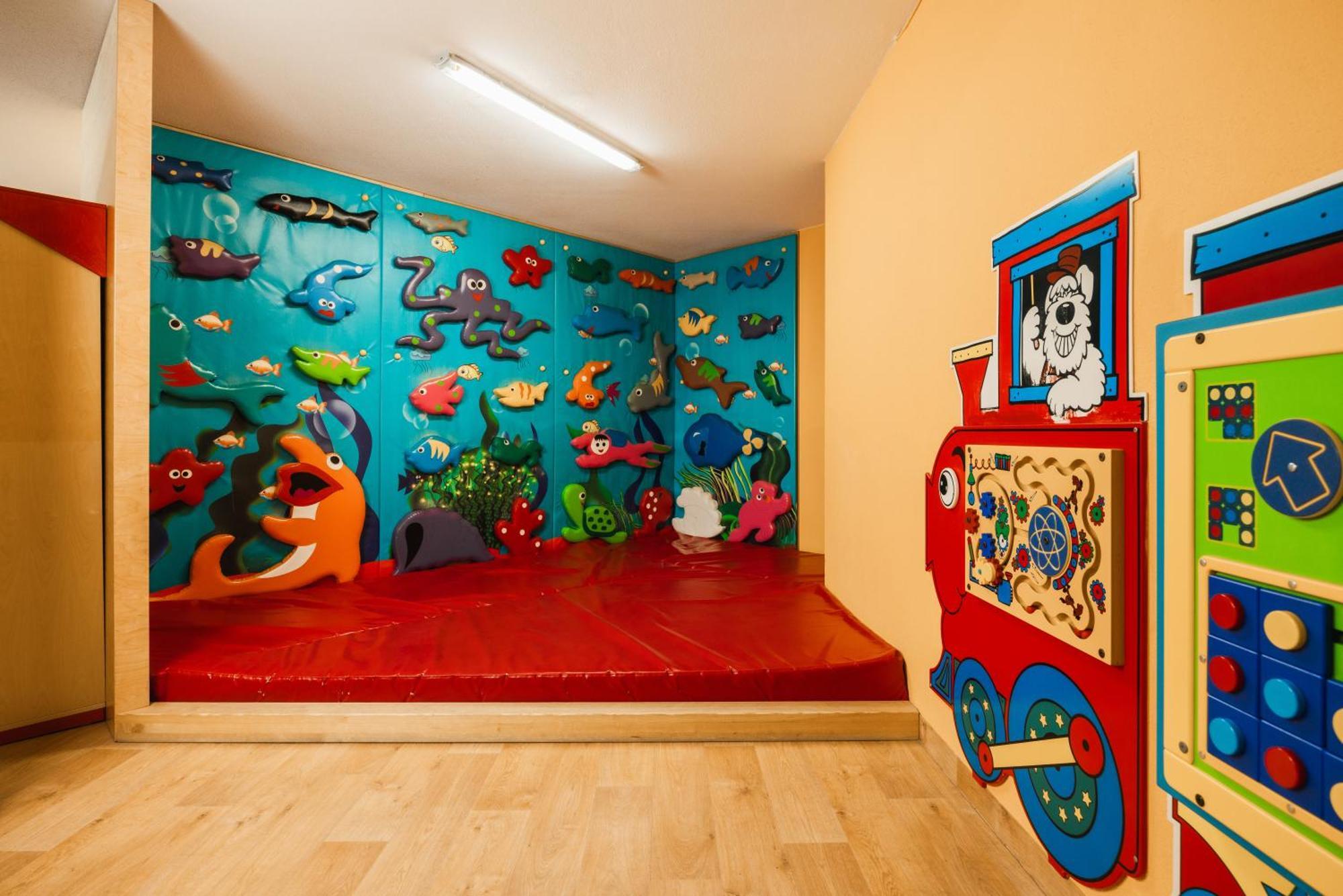 Miaflor Familien- & Aktivresort Ried im Oberinntal